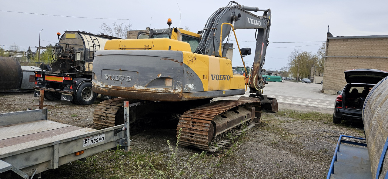 Volvo EC 210 BLC new engine - Lintekskavaator: pilt 5 Volvo EC 210 BLC new engine - Lintekskavaator: pilt 5