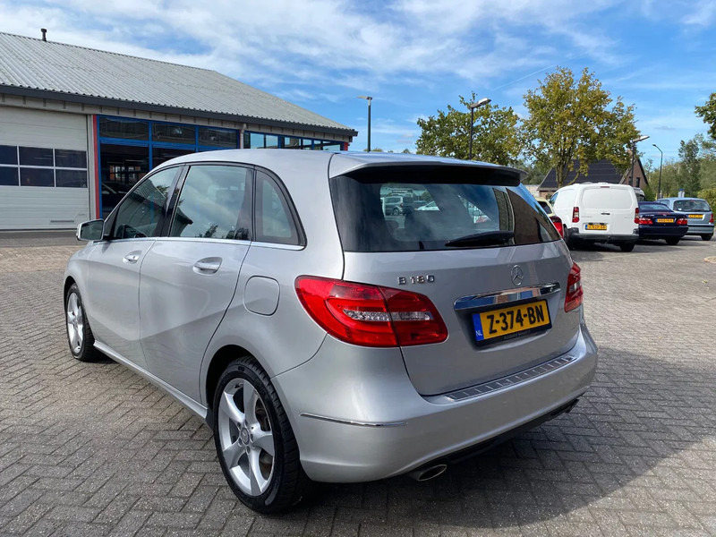 Mercedes-Benz B-Klasse 180 Ambition autom. panoramadak - Maastur: pilt 5 Mercedes-Benz B-Klasse 180 Ambition autom. panoramadak - Maastur: pilt 5