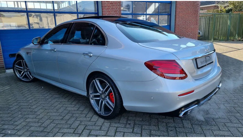 Mercedes-Benz E-Klasse 63 S, 4 Matic AMG..... Premium plus. - Sedaan: pilt 4 Mercedes-Benz E-Klasse 63 S, 4 Matic AMG..... Premium plus. - Sedaan: pilt 4