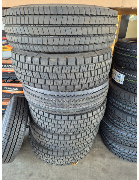 Michelin 235/75R 17.5 - Rehv - Veoauto: pilt 2 Michelin 235/75R 17.5 - Rehv - Veoauto: pilt 2