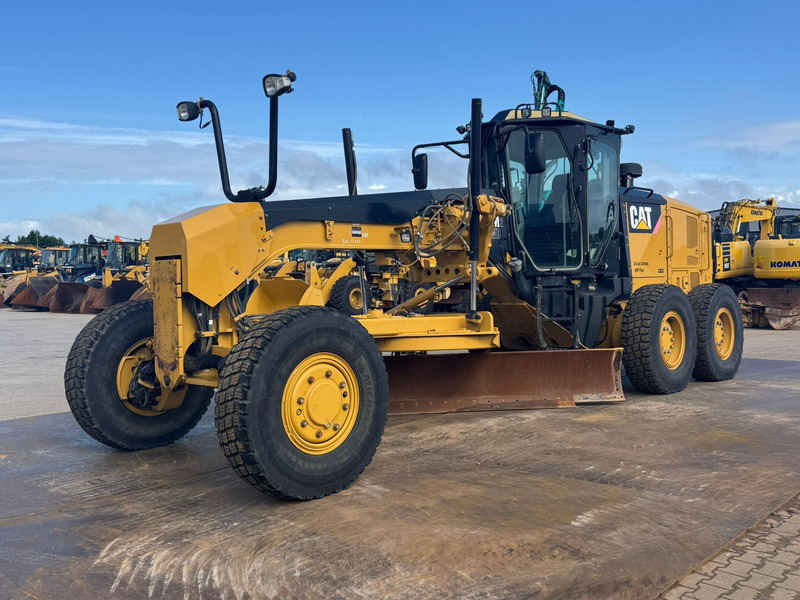 Caterpillar 140M2 AWD - Teehöövel: pilt 2 Caterpillar 140M2 AWD - Teehöövel: pilt 2