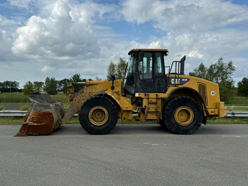 Rataslaadur Caterpillar 962H: pilt 1