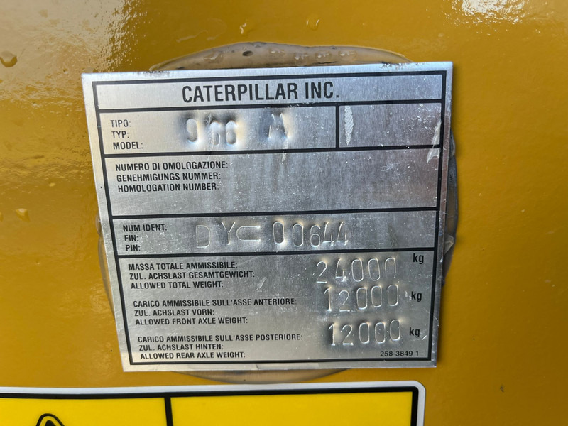 Rataslaadur Caterpillar 966M - 3th function: pilt 16