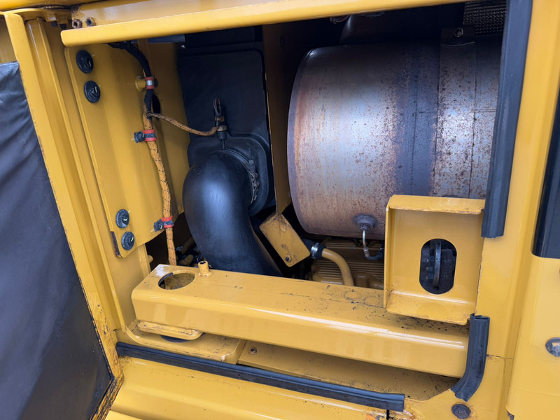 Rataslaadur Caterpillar 988K: pilt 17