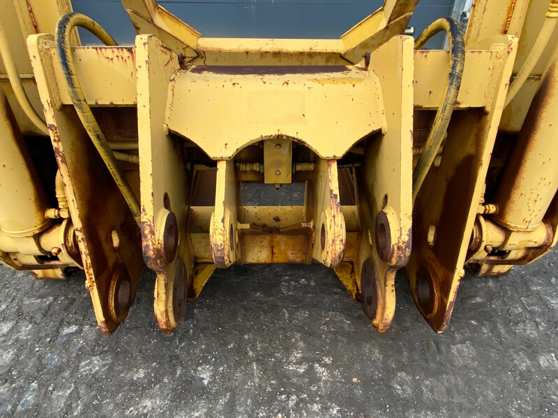 Caterpillar Logging forks Grapple to fit 980G / 980H - Haarats: pilt 4 Caterpillar Logging forks Grapple to fit 980G / 980H - Haarats: pilt 4