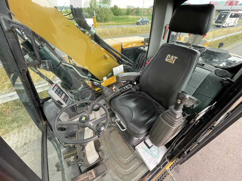 Ratastel ekskavaator Caterpillar M313D - CE: pilt 14