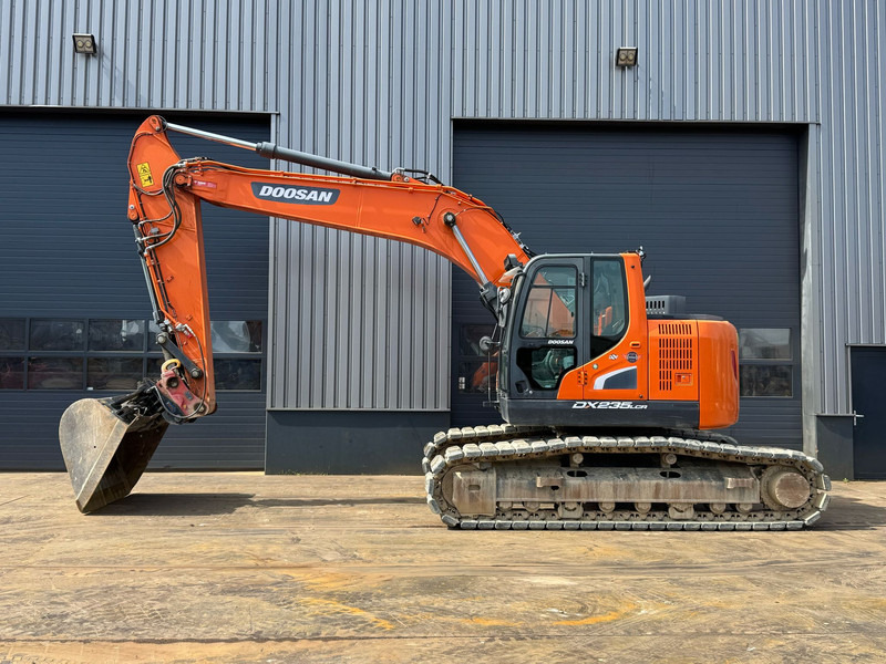 Doosan DX235LCR-5 - 680 hours - Lintekskavaator: pilt 1 Doosan DX235LCR-5 - 680 hours - Lintekskavaator: pilt 1