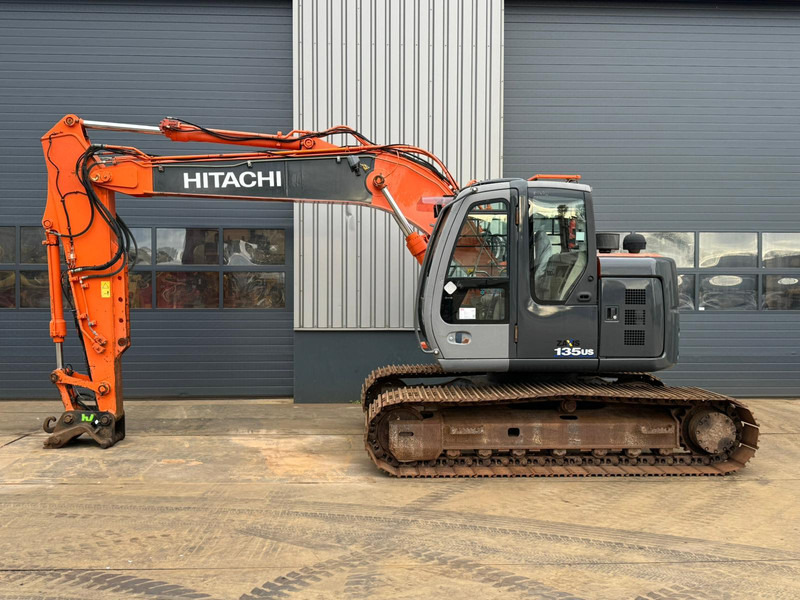 Hitachi ZX135US - Lintekskavaator: pilt 1 Hitachi ZX135US - Lintekskavaator: pilt 1