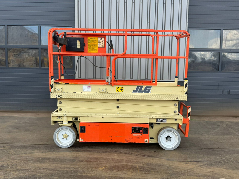 JLG JLG 2033 Schaarhoogwerker - Käärlift: pilt 1 JLG JLG 2033 Schaarhoogwerker - Käärlift: pilt 1