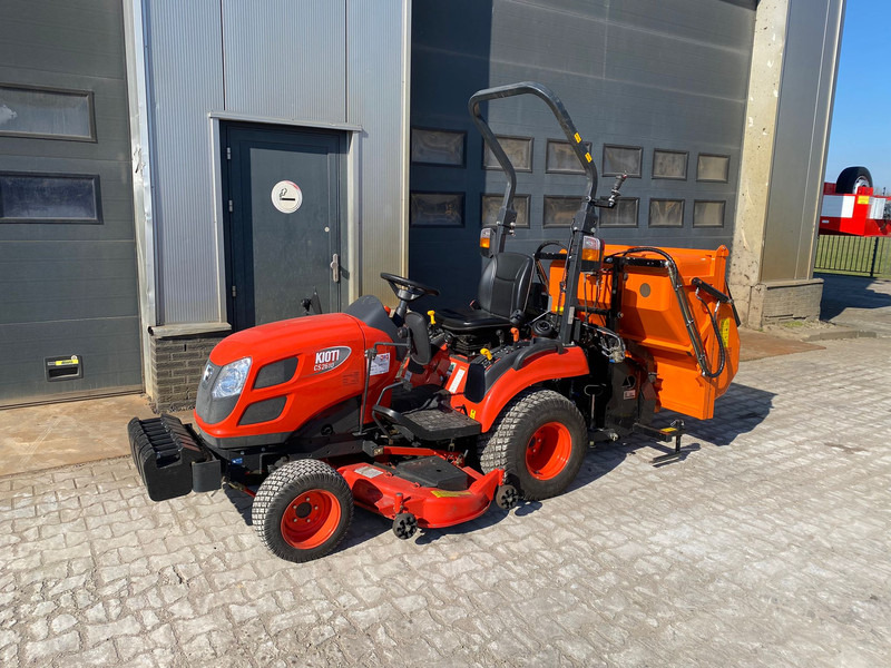 KIOTI KIOTI CS2610 Lawn Mower ng tractor - Grasmaaier - Auto: pilt 2 KIOTI KIOTI CS2610 Lawn Mower ng tractor - Grasmaaier - Auto: pilt 2
