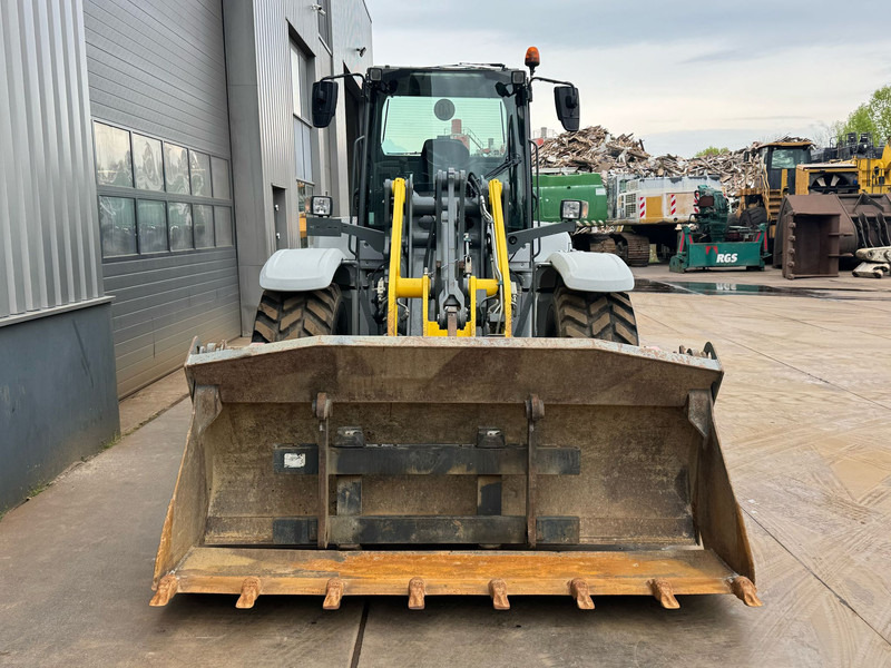 Kramer 8155 / Forks / bucket - Rataslaadur: pilt 4 Kramer 8155 / Forks / bucket - Rataslaadur: pilt 4