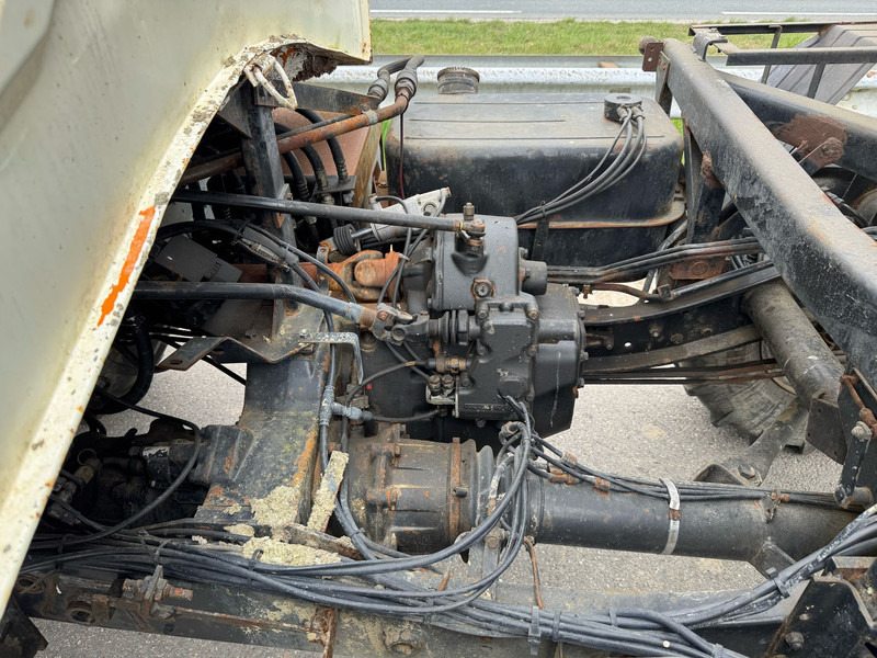 Kallurauto MERCEDESBENZ 424: pilt 17