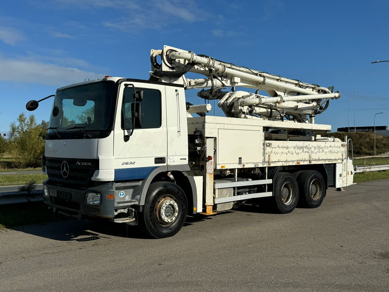 MERCEDESBENZ Actros 2632 6x4 with Putzmeister BSF 24-4 11 24m concrete pump - Betoonipump: pilt 1 MERCEDESBENZ Actros 2632 6x4 with Putzmeister BSF 24-4 11 24m concrete pump - Betoonipump: pilt 1