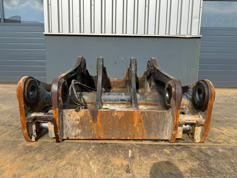 Pladdet Pladdet Quickcoupler Cat 980M SWLUNDBL150 - Varuosa: pilt 2 Pladdet Pladdet Quickcoupler Cat 980M SWLUNDBL150 - Varuosa: pilt 2