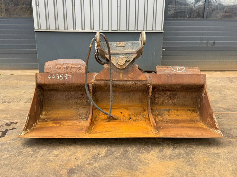 Verachtert CW40 NGT-3-2400 Tilting Bucket - Kopp: pilt 1 Verachtert CW40 NGT-3-2400 Tilting Bucket - Kopp: pilt 1