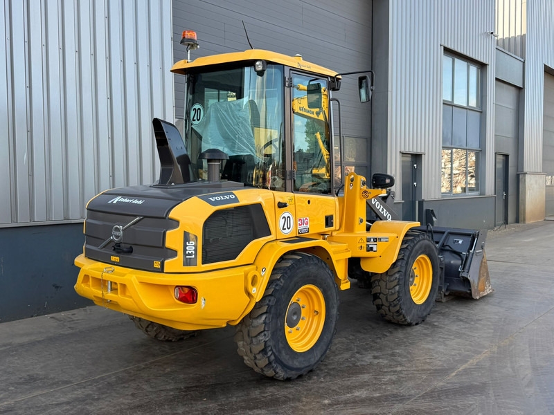 Volvo L30G - Rataslaadur: pilt 5 Volvo L30G - Rataslaadur: pilt 5