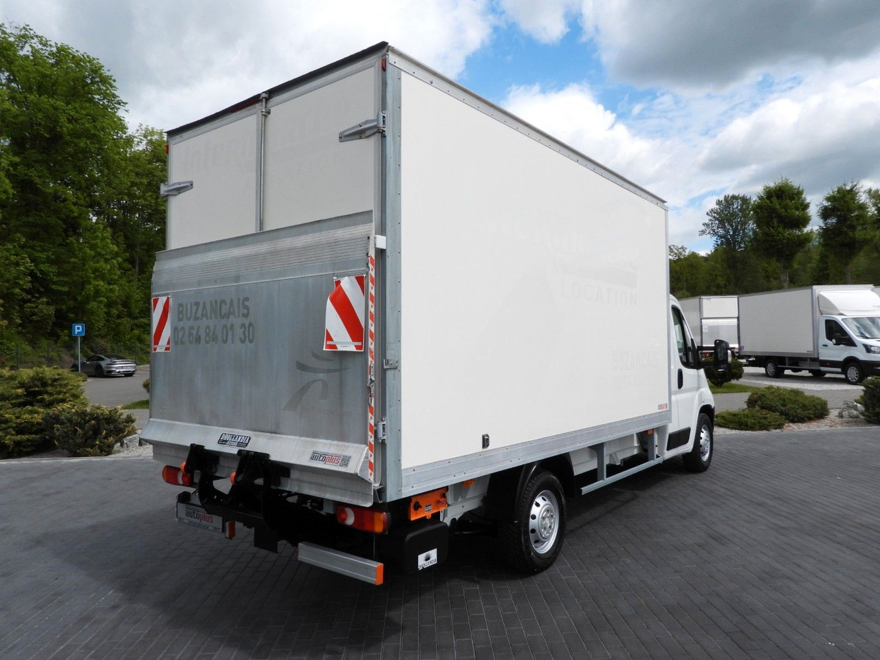 Citroën JUMPER KOFFER AUFZUG 8 PALETTEN TEMPOMAT NAVI Citroën JUMPER KOFFER AUFZUG 8 PALETTEN TEMPOMAT NAVI - Tarbesõiduk furgoon: pilt 3 Citroën JUMPER KOFFER AUFZUG 8 PALETTEN TEMPOMAT NAVI Citroën JUMPER KOFFER AUFZUG 8 PALETTEN TEMPOMAT NAVI - Tarbesõiduk furgoon: pilt 3