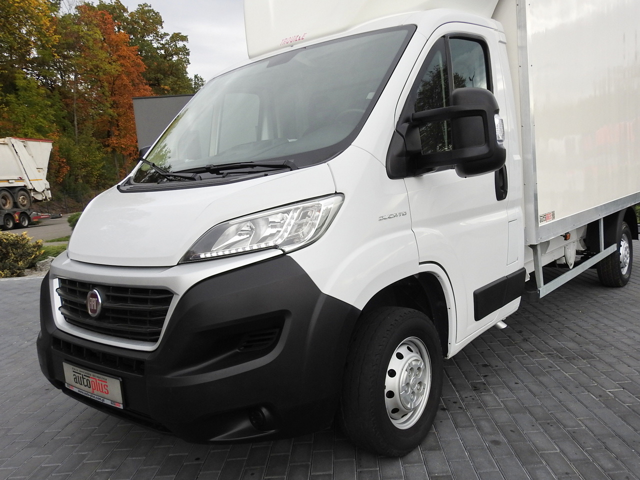Tarbesõiduk furgoon FIAT DUCATO BOX LIFT 8 PALLETS CRUISE CONTROL NAVIGATION AIR CONDITIONING LED LIGHTS 130HP: pilt 20 Tarbesõiduk furgoon FIAT DUCATO BOX LIFT 8 PALLETS CRUISE CONTROL NAVIGATION AIR CONDITIONING LED LIGHTS 130HP: pilt 20