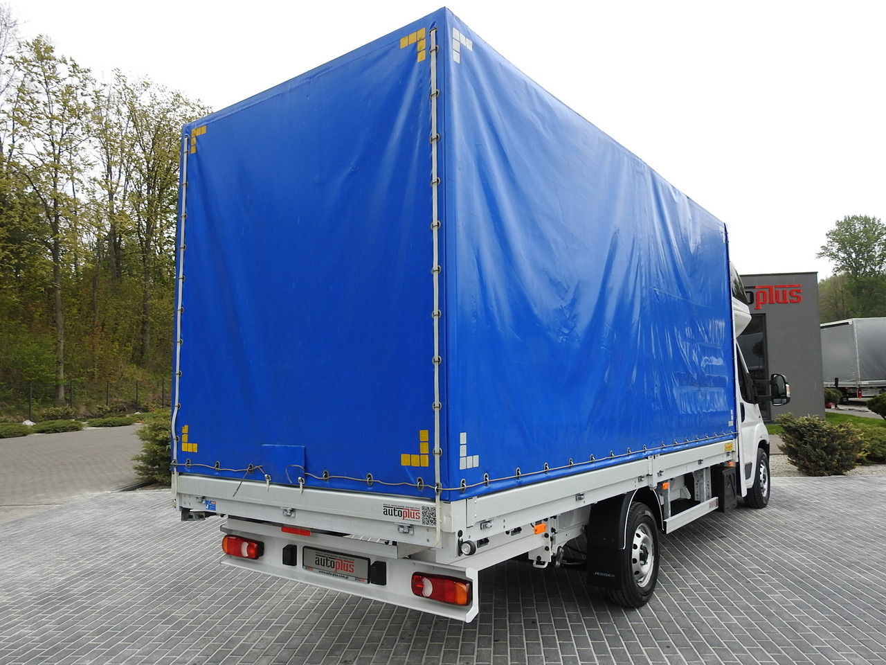 FIAT DUCATO TARPAULIN 10 PALLETS WEBASTO CRUISE CONTROL AIR CONDITIONING 180HP - Tent tarbesõiduk: pilt 3 FIAT DUCATO TARPAULIN 10 PALLETS WEBASTO CRUISE CONTROL AIR CONDITIONING 180HP - Tent tarbesõiduk: pilt 3