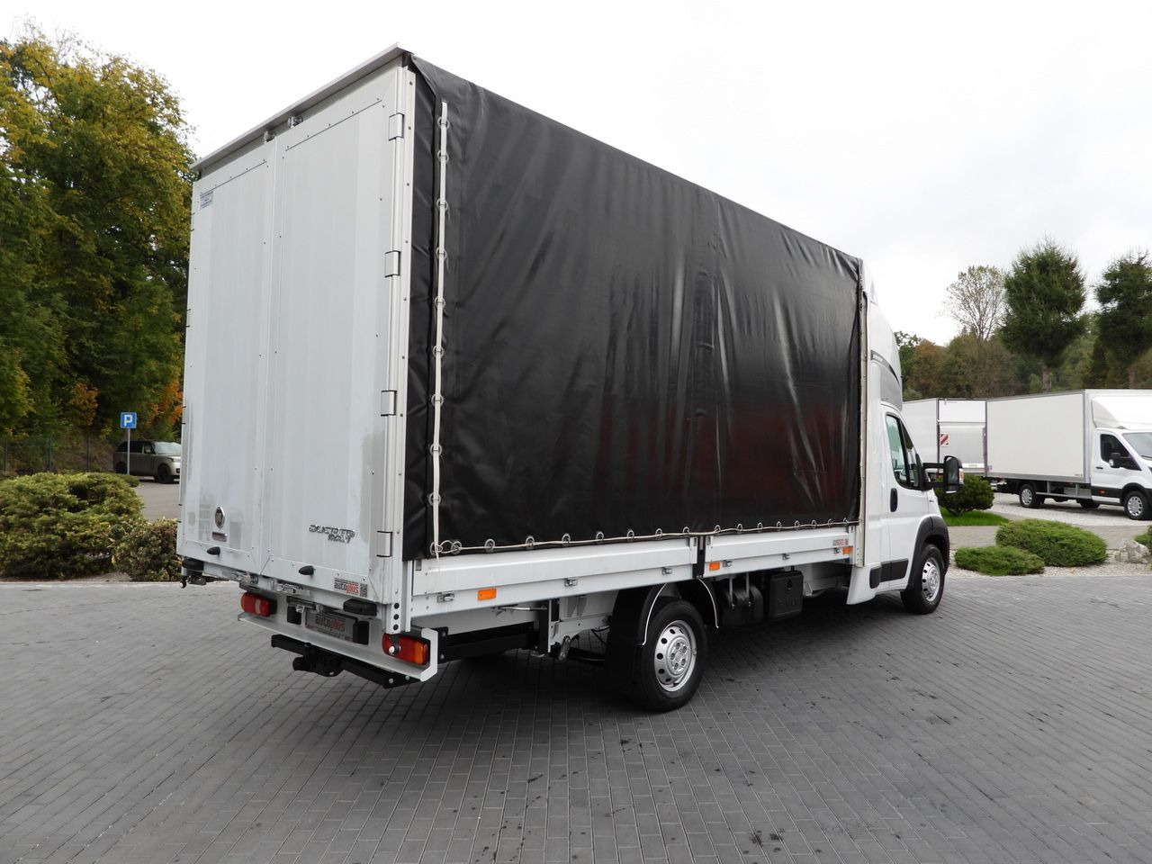 FIAT DUCATO TARPAULIN 9 PALLETS CRUISE CONTROL LED LIGHTS PNEUMATICS AIR CONDITIONING 180HP - Tent tarbesõiduk: pilt 3 FIAT DUCATO TARPAULIN 9 PALLETS CRUISE CONTROL LED LIGHTS PNEUMATICS AIR CONDITIONING 180HP - Tent tarbesõiduk: pilt 3