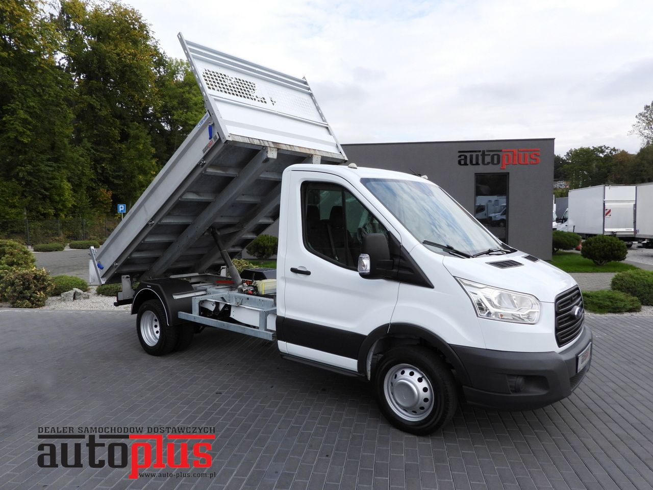 FORD TRANSIT TIPPER TWIN WHEELS 155HP - Tarbesõiduk kallur: pilt 1 FORD TRANSIT TIPPER TWIN WHEELS 155HP - Tarbesõiduk kallur: pilt 1