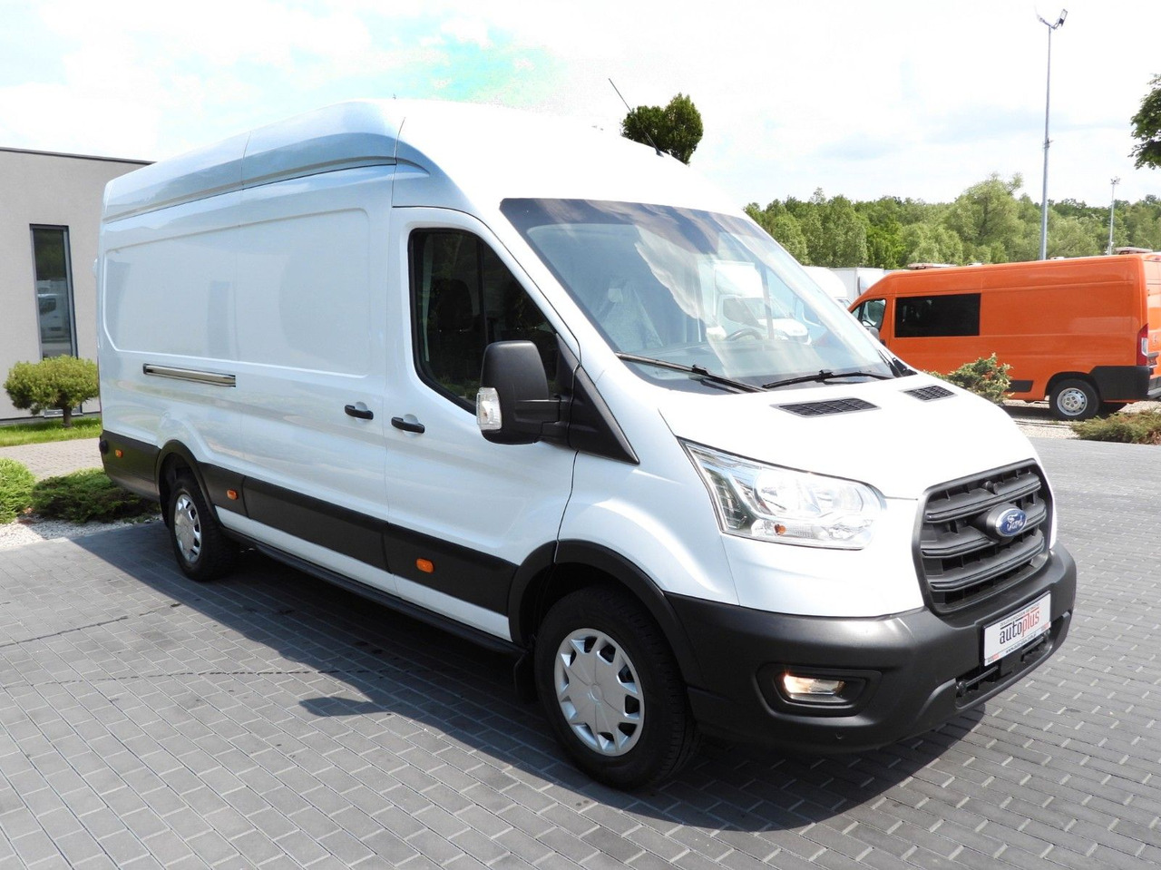 Ford TRANSIT KASTENWAGEN TEMPOMAT LED LEUCHTEN - Kaubik: pilt 4 Ford TRANSIT KASTENWAGEN TEMPOMAT LED LEUCHTEN - Kaubik: pilt 4