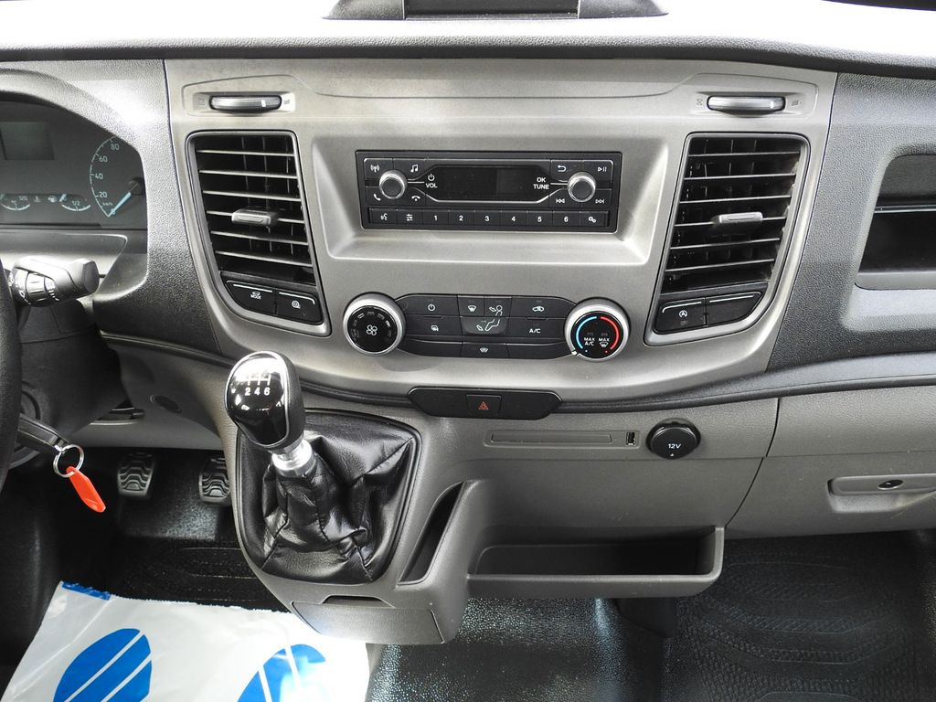 Madelauto, Meeskonnaauto Ford TRANSIT PRITSCHE DOPPELKABINE DOKA 7 SITZE  A/C: pilt 23