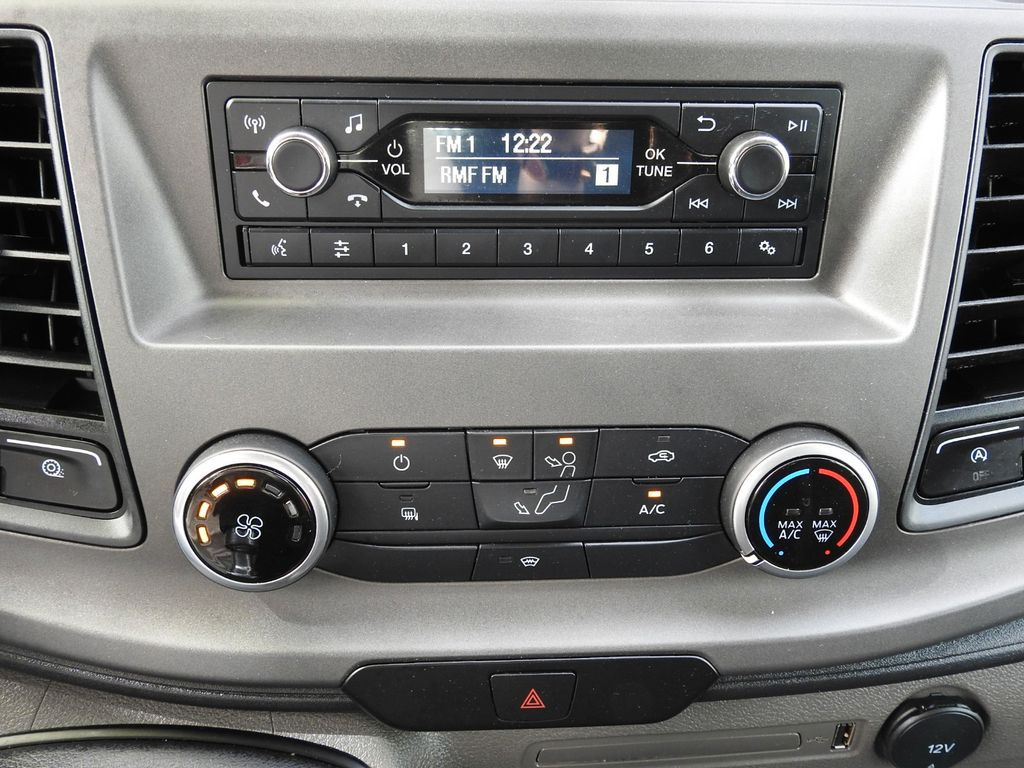 Madelauto, Meeskonnaauto Ford TRANSIT PRITSCHE DOPPELKABINE DOKA 7 SITZE  A/C: pilt 24
