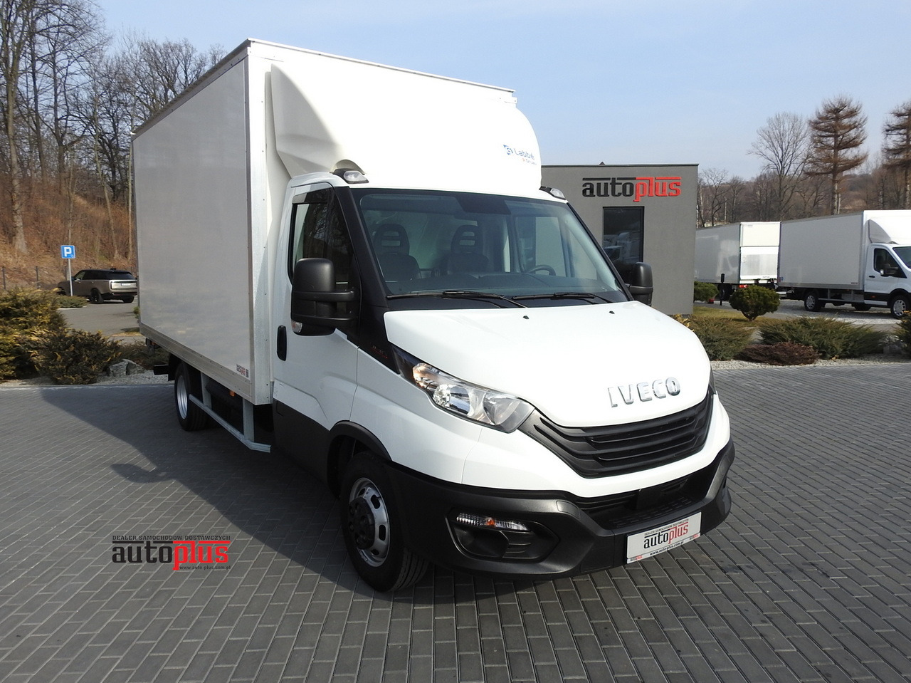 IVECO DAILY 35C16 BOX LIFT 8 PALLETS CRUISE CONTROL TWIN WHEELS AIR CONDITIONING 160HP - Tarbesõiduk furgoon: pilt 1 IVECO DAILY 35C16 BOX LIFT 8 PALLETS CRUISE CONTROL TWIN WHEELS AIR CONDITIONING 160HP - Tarbesõiduk furgoon: pilt 1