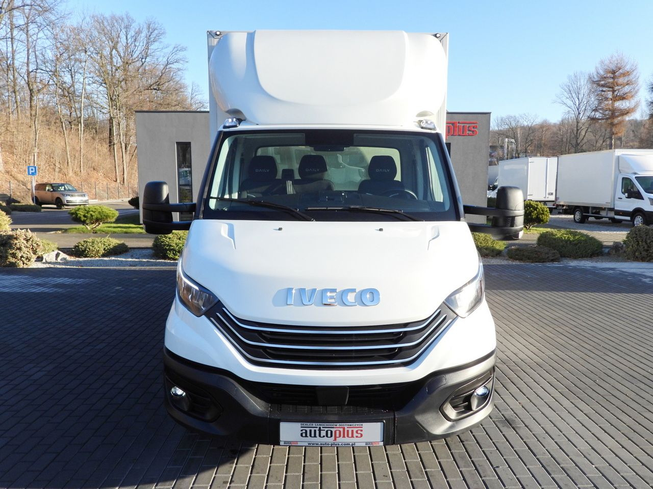 IVECO DAILY 35S16 LIFT 8 PALLETS CRUISE CONTROL LED LIGHTS AUTOMATIC TRANSMISSION HI-MATIC AIR CONDITIONING 160HP - Tarbesõiduk furgoon: pilt 5 IVECO DAILY 35S16 LIFT 8 PALLETS CRUISE CONTROL LED LIGHTS AUTOMATIC TRANSMISSION HI-MATIC AIR CONDITIONING 160HP - Tarbesõiduk furgoon: pilt 5