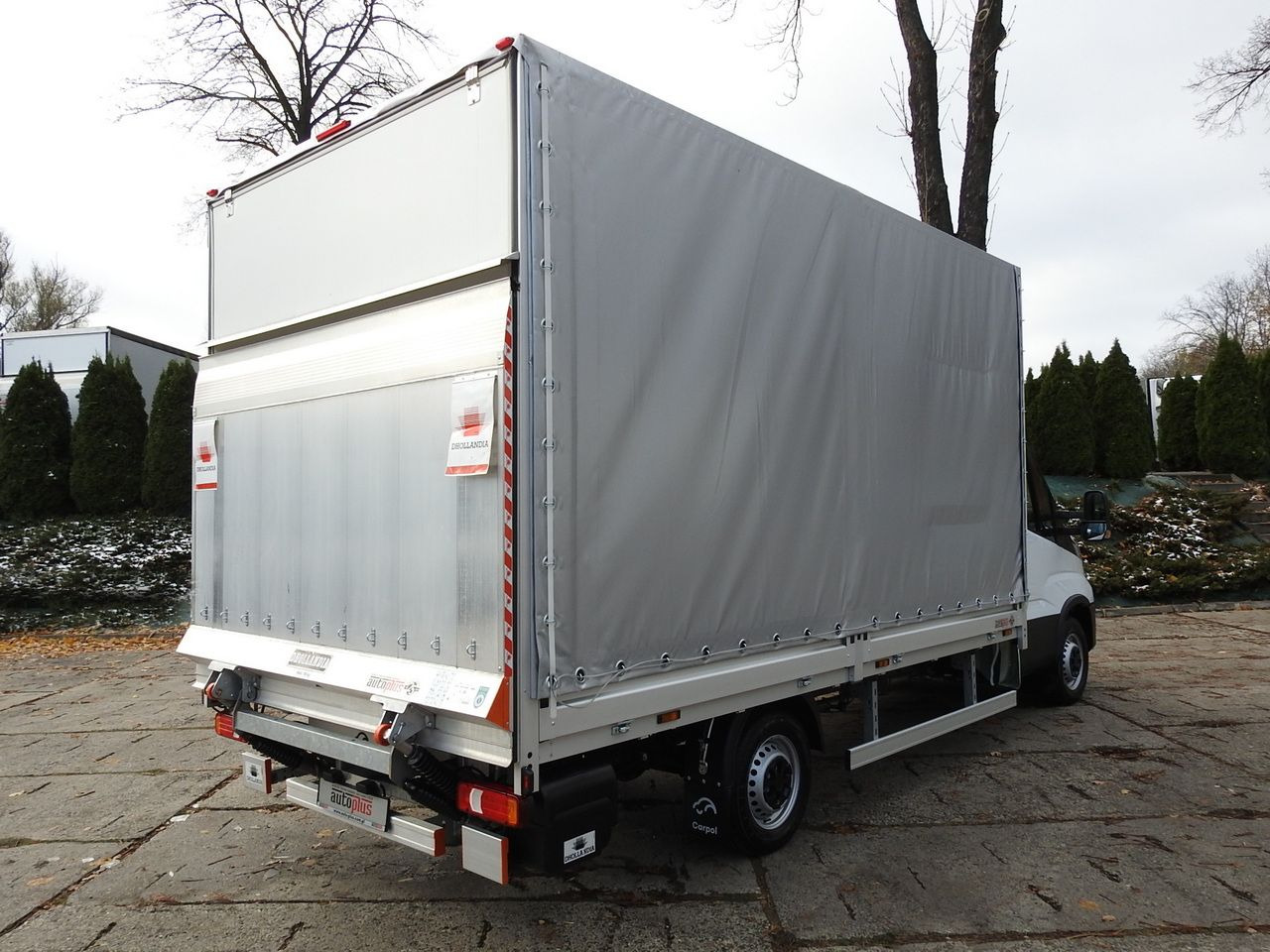 IVECO DAILY 35S16 NEW TARPAULIN LIFT 8 PALLETS CRUISE CONTROL AIR CONDITIONING 160HP - Tent tarbesõiduk: pilt 3 IVECO DAILY 35S16 NEW TARPAULIN LIFT 8 PALLETS CRUISE CONTROL AIR CONDITIONING 160HP - Tent tarbesõiduk: pilt 3