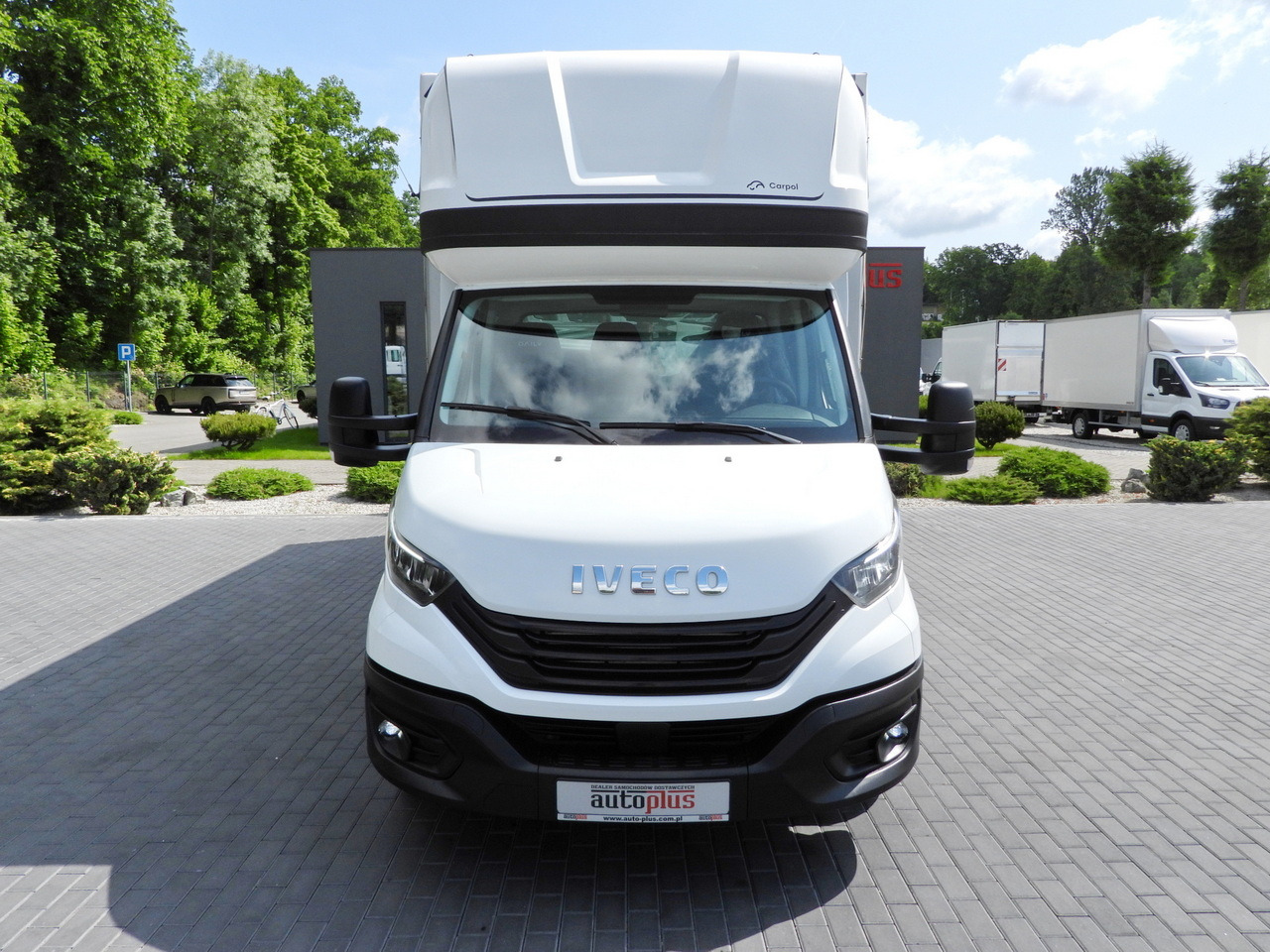 IVECO DAILY 35S18 TARPAULIN 10 PALLETS CRUISE CONTROL LED LIGHTS AIR CONDITIONING 180HP - Tent tarbesõiduk: pilt 5 IVECO DAILY 35S18 TARPAULIN 10 PALLETS CRUISE CONTROL LED LIGHTS AIR CONDITIONING 180HP - Tent tarbesõiduk: pilt 5
