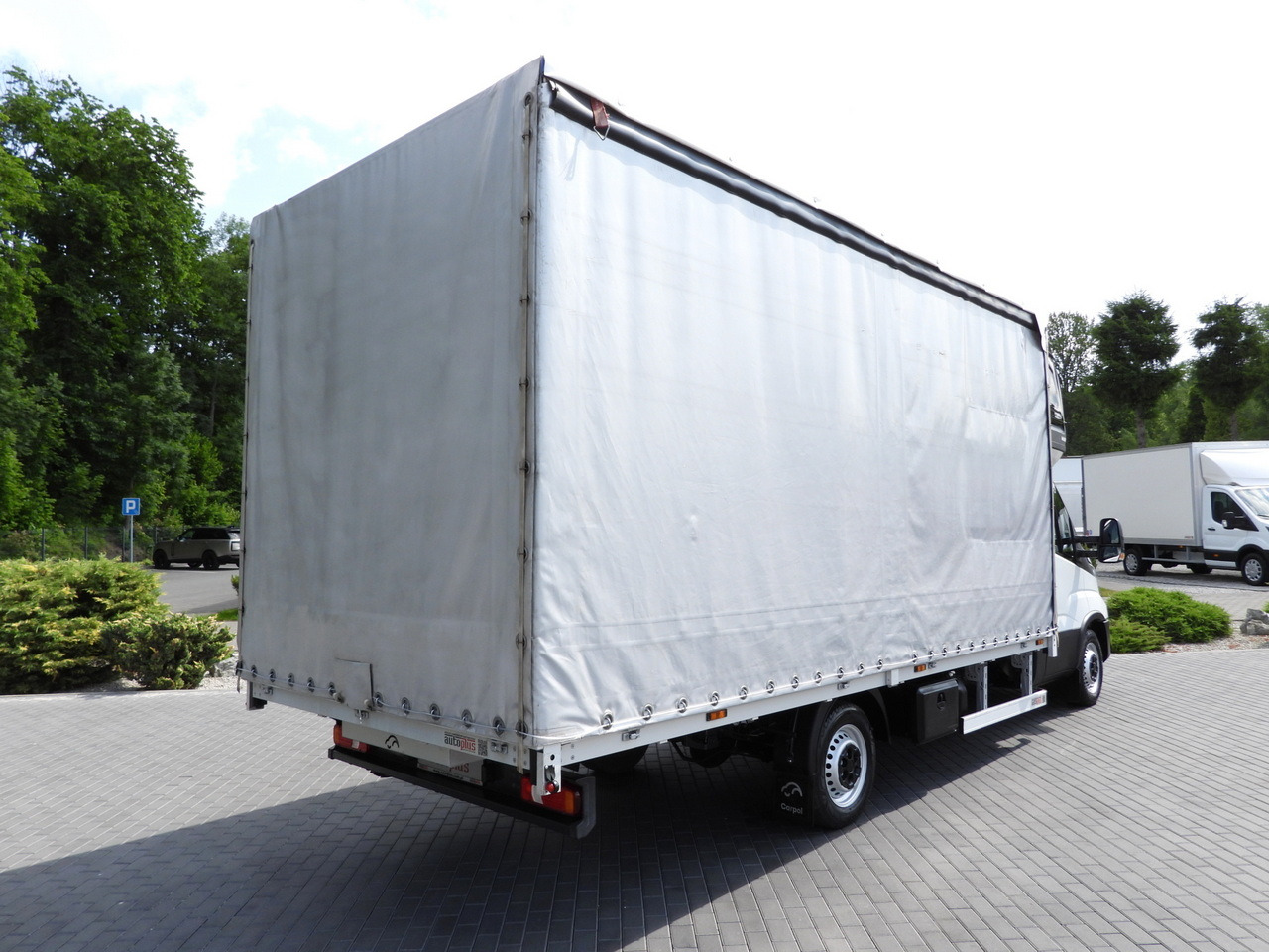 IVECO DAILY 35S18 TARPAULIN 10 PALLETS CRUISE CONTROL LED LIGHTS AIR CONDITIONING 180HP - Tent tarbesõiduk: pilt 3 IVECO DAILY 35S18 TARPAULIN 10 PALLETS CRUISE CONTROL LED LIGHTS AIR CONDITIONING 180HP - Tent tarbesõiduk: pilt 3