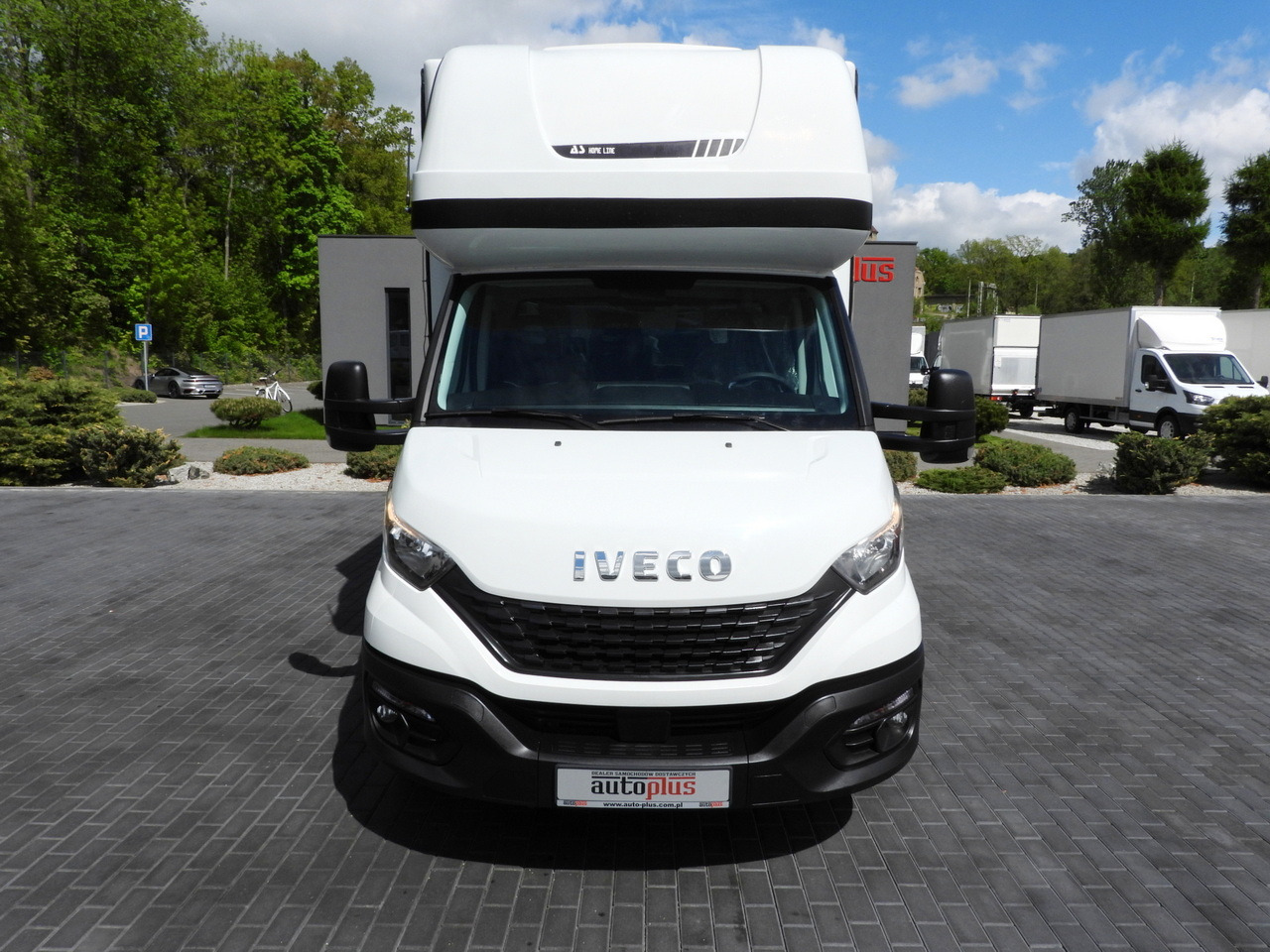 IVECO DAILY 35S18 TARPAULIN 10 PALLETS WEBASTO CRUISE CONTROL AIR CONDITIONING 180HP - Tent tarbesõiduk: pilt 5 IVECO DAILY 35S18 TARPAULIN 10 PALLETS WEBASTO CRUISE CONTROL AIR CONDITIONING 180HP - Tent tarbesõiduk: pilt 5
