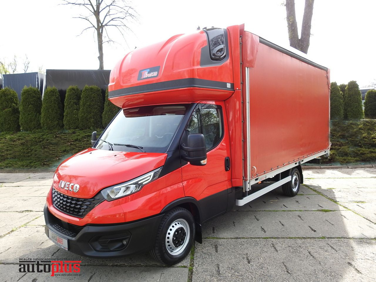 IVECO DAILY 35S18 TARPAULIN 10 PALLETS WEBASTO CRUISE CONTROL LED LIGHTS AIR CONDITIONING 180HP - Tent tarbesõiduk: pilt 1 IVECO DAILY 35S18 TARPAULIN 10 PALLETS WEBASTO CRUISE CONTROL LED LIGHTS AIR CONDITIONING 180HP - Tent tarbesõiduk: pilt 1