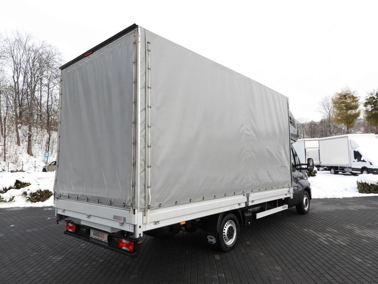 IVECO DAILY 35S18 TARPAULIN 10 PALLETS WEBASTO CRUISE CONTROL LED LIGHTS PNEUMATICS AIR CONDITIONING 180HP - Tent tarbesõiduk: pilt 3 IVECO DAILY 35S18 TARPAULIN 10 PALLETS WEBASTO CRUISE CONTROL LED LIGHTS PNEUMATICS AIR CONDITIONING 180HP - Tent tarbesõiduk: pilt 3