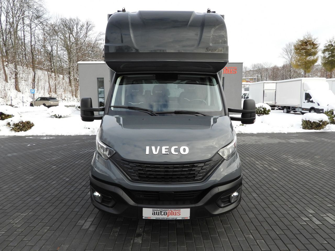 IVECO DAILY 35S18 TARPAULIN 10 PALLETS WEBASTO CRUISE CONTROL LED LIGHTS PNEUMATICS AIR CONDITIONING 180HP - Tent tarbesõiduk: pilt 5 IVECO DAILY 35S18 TARPAULIN 10 PALLETS WEBASTO CRUISE CONTROL LED LIGHTS PNEUMATICS AIR CONDITIONING 180HP - Tent tarbesõiduk: pilt 5