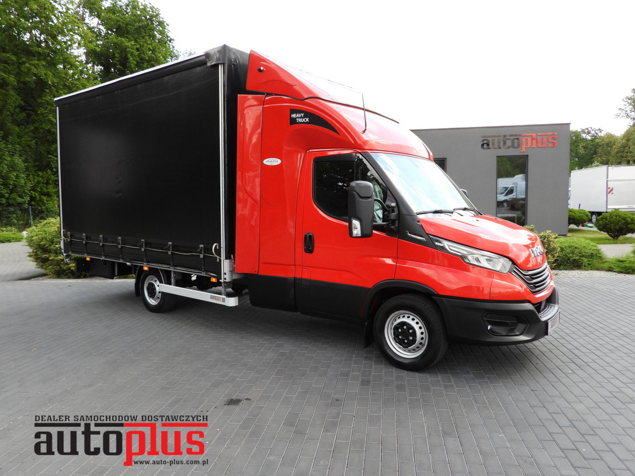 IVECO DAILY 35S21 TARPAULIN 10 PALLETS WEBASTO CRUISE CONTROL NAVIGATION LED LIGHTS PNEUMATICS AUTOMATIC TRANSMISSION HI-MATIC AIR CONDITIONING 210HP - Tent tarbesõiduk: pilt 1 IVECO DAILY 35S21 TARPAULIN 10 PALLETS WEBASTO CRUISE CONTROL NAVIGATION LED LIGHTS PNEUMATICS AUTOMATIC TRANSMISSION HI-MATIC AIR CONDITIONING 210HP - Tent tarbesõiduk: pilt 1