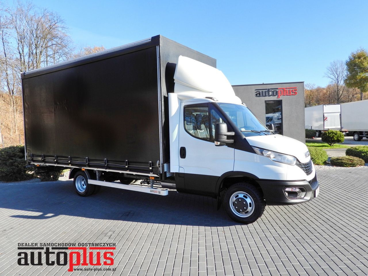 IVECO DAILY 50C17 TARPAULIN 10 PALLETS CRUISE CONTROL TWIN WHEELS AIR CONDITIONING 180HP - Tent tarbesõiduk: pilt 1 IVECO DAILY 50C17 TARPAULIN 10 PALLETS CRUISE CONTROL TWIN WHEELS AIR CONDITIONING 180HP - Tent tarbesõiduk: pilt 1
