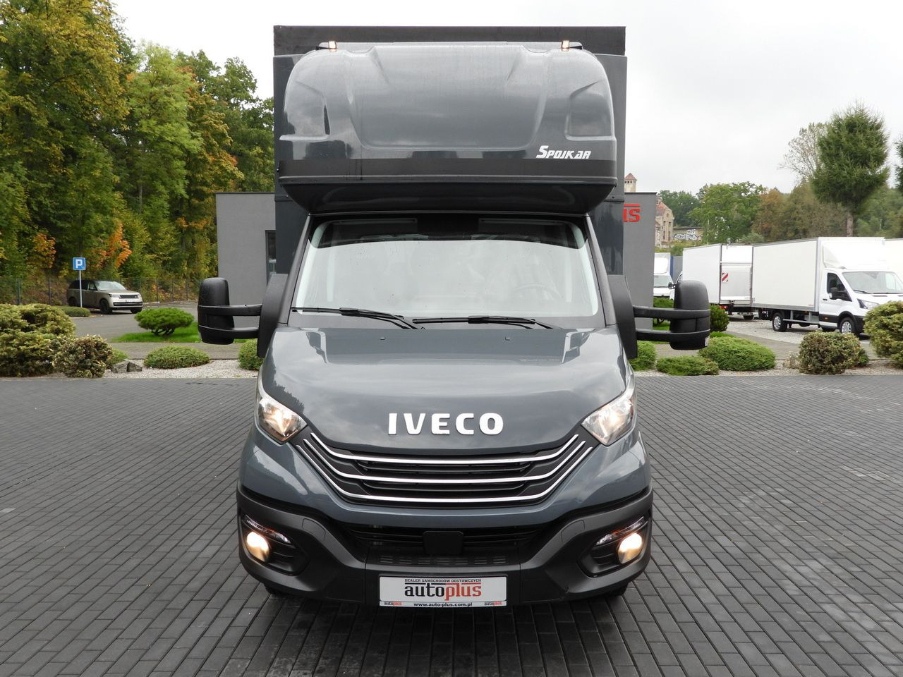 IVECO DAILY 50C18 TARPAULIN 14 PALLETS WEBASTO CRUISE CONTROL PNEUMATICS TWIN WHEELS AIR CONDITIONING 180HP - Tent tarbesõiduk: pilt 5 IVECO DAILY 50C18 TARPAULIN 14 PALLETS WEBASTO CRUISE CONTROL PNEUMATICS TWIN WHEELS AIR CONDITIONING 180HP - Tent tarbesõiduk: pilt 5