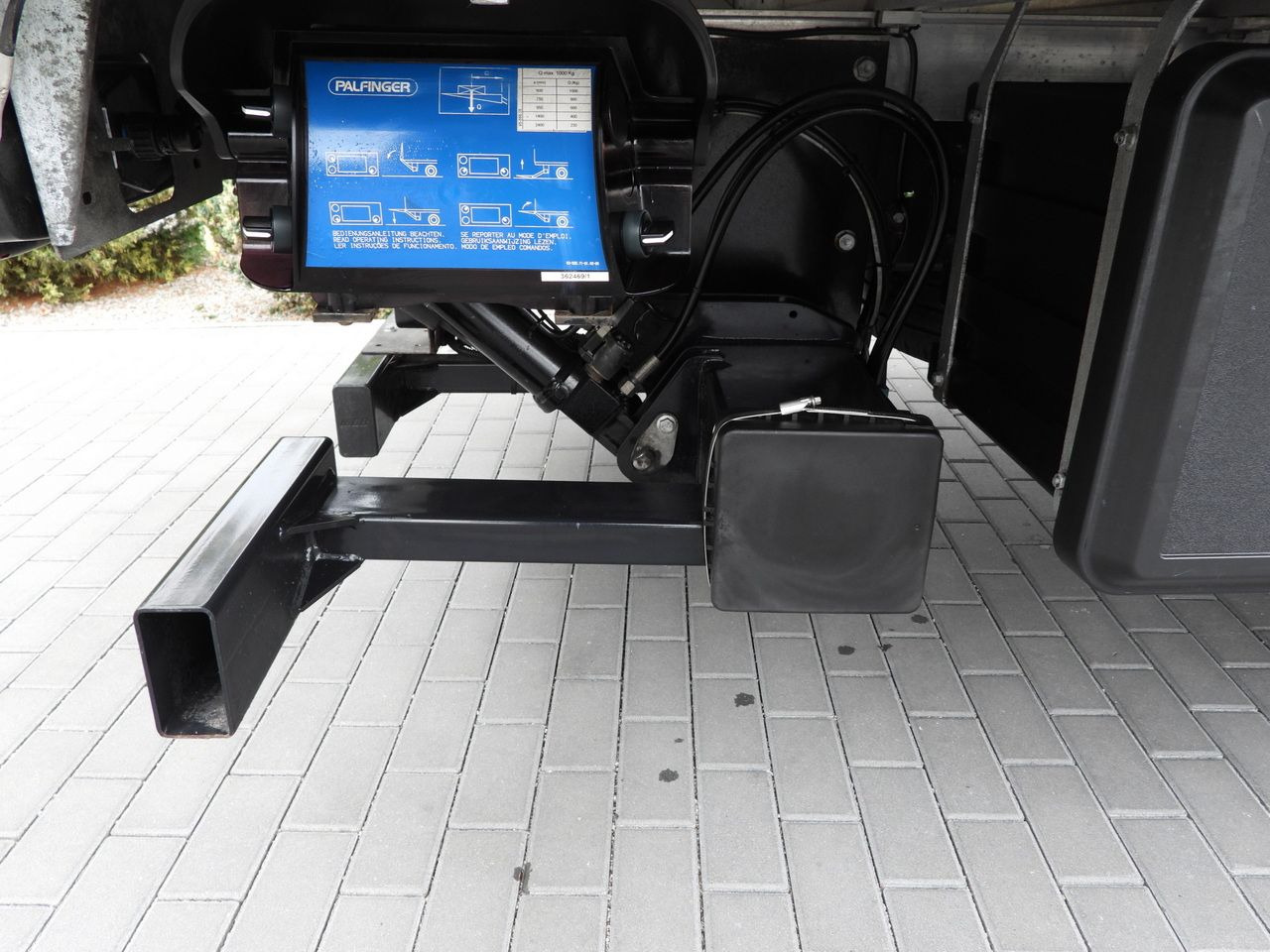 Tent veoauto IVECO DAILY 72C18 TARPAULIN LIFT 14 PALLETS WEBASTO CRUISE CONTROL LED LIGHTS TWIN WHEELS AIR CONDITIONING  180HP: pilt 28