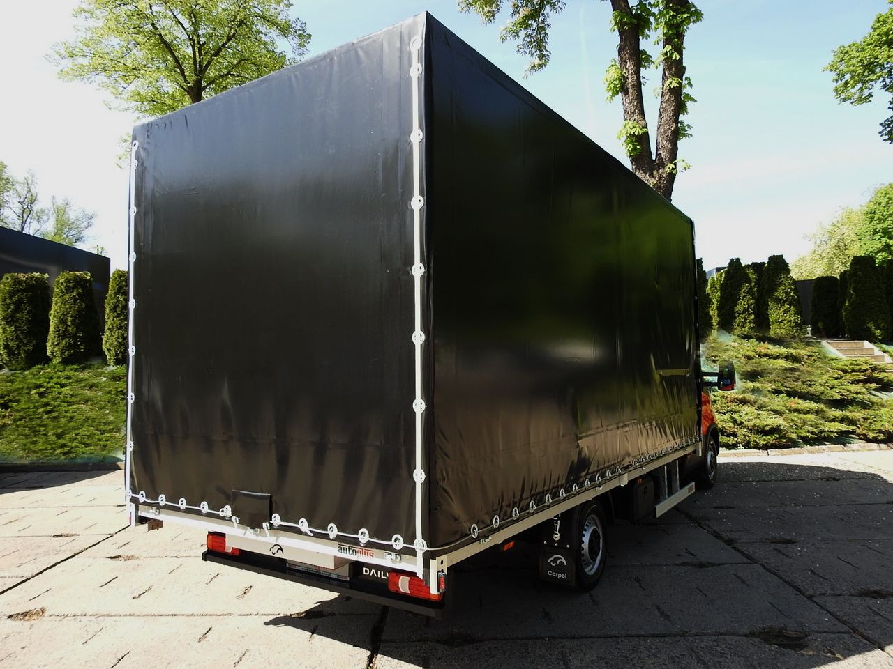 IVECO DAILY NEW TARPAULIN 10 PALLETS WEBASTO CRUISE CONTROL NAVIGATION AIR CONDITIONING LED LIGHTS 180HP - Tent tarbesõiduk: pilt 3 IVECO DAILY NEW TARPAULIN 10 PALLETS WEBASTO CRUISE CONTROL NAVIGATION AIR CONDITIONING LED LIGHTS 180HP - Tent tarbesõiduk: pilt 3