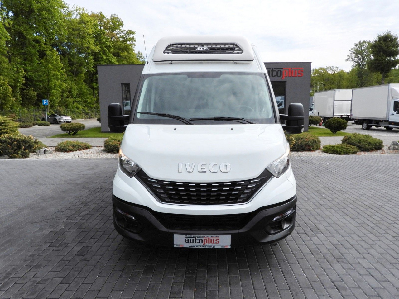 Iveco DAILY 35S14 KÜHLKASTENWAGEN-10*C TEMPOMAT - Tarbesõiduk külmik: pilt 5 Iveco DAILY 35S14 KÜHLKASTENWAGEN-10*C TEMPOMAT - Tarbesõiduk külmik: pilt 5