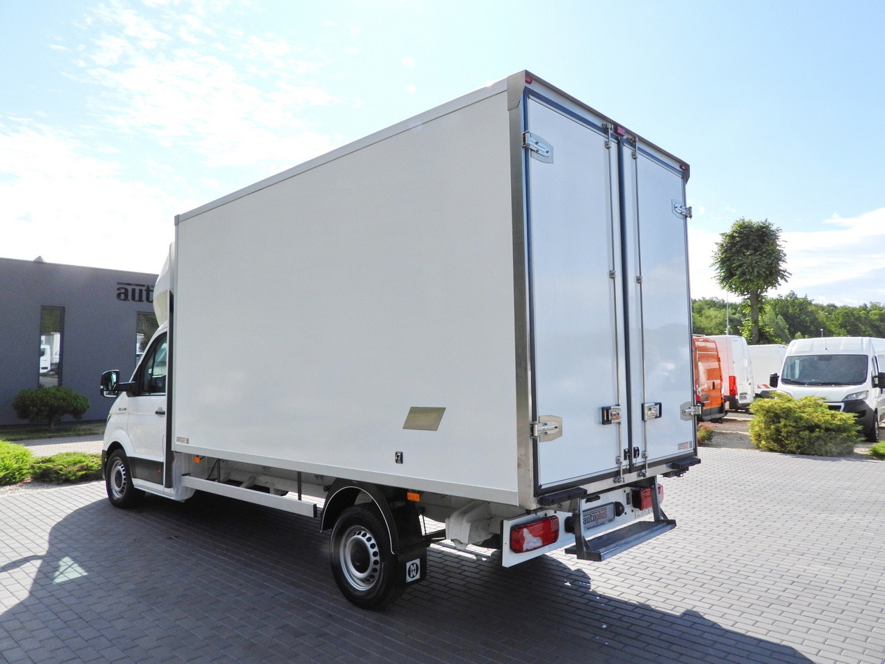 MAN TGE 3.140 REGRIGERATOR BOX -1*C 8 PALLETS HEATING FUNCTION CRUISE CONTROL PNEUMATICS AIR CONDITIONING  140HP liising MAN TGE 3.140 REGRIGERATOR BOX -1*C 8 PALLETS HEATING FUNCTION CRUISE CONTROL PNEUMATICS AIR CONDITIONING  140HP: pilt 10