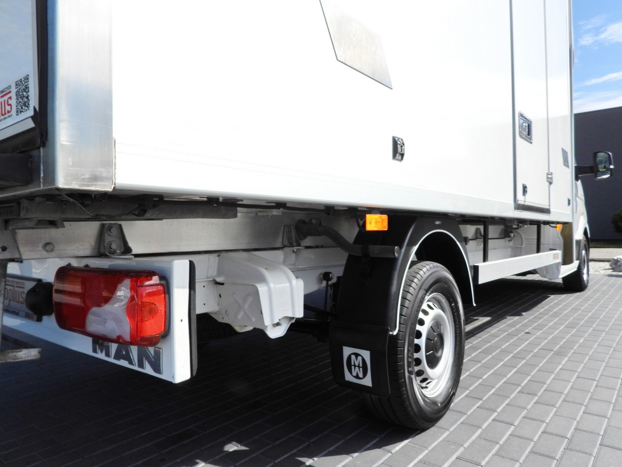 MAN TGE 3.140 REGRIGERATOR BOX -1*C 8 PALLETS HEATING FUNCTION CRUISE CONTROL PNEUMATICS AIR CONDITIONING  140HP liising MAN TGE 3.140 REGRIGERATOR BOX -1*C 8 PALLETS HEATING FUNCTION CRUISE CONTROL PNEUMATICS AIR CONDITIONING  140HP: pilt 17