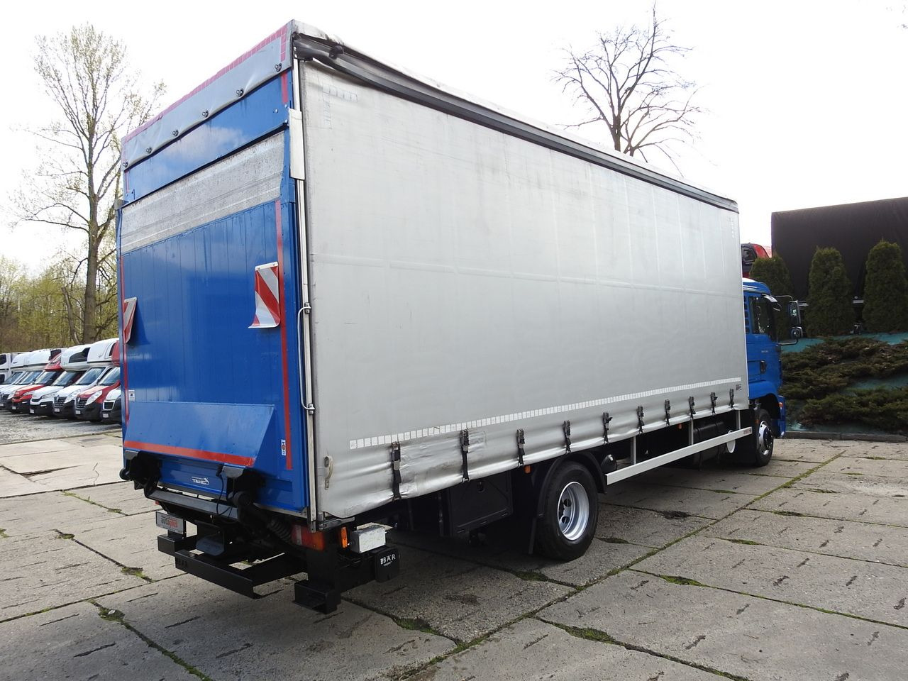 Tent tarbesõiduk MAN TGM 15.290 TARPAULIN LIFT 18 PALLETS CRUISE CONTROL TWIN WHEELS AIR CONDITIONING  290HP: pilt 16