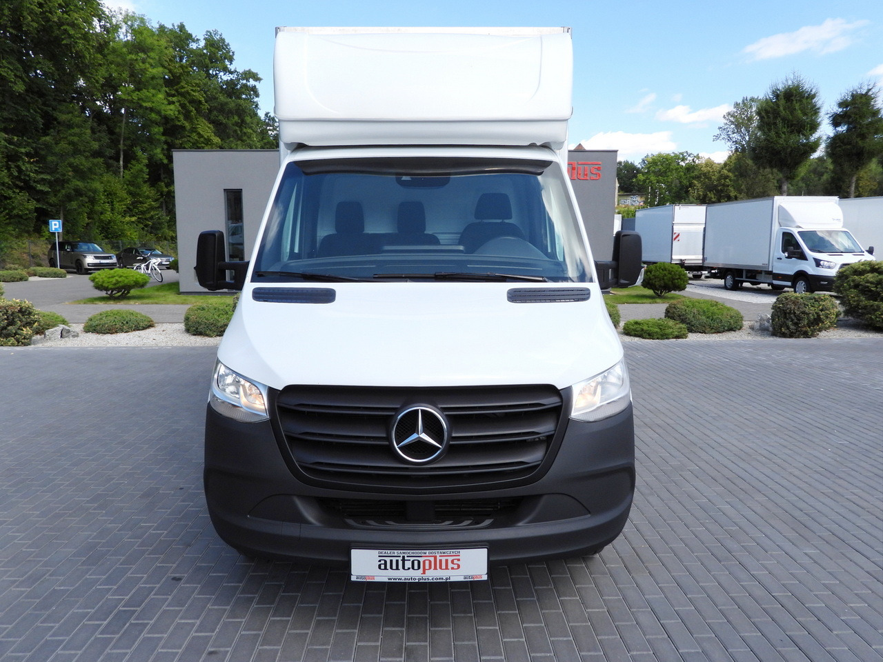 MERCEDES SPRINTER 514 BOX LIFT 8 PALLETS CRUISE CONTROL TWIN WHEELS AIR CONDITIONING 140HP - Tarbesõiduk furgoon: pilt 5 MERCEDES SPRINTER 514 BOX LIFT 8 PALLETS CRUISE CONTROL TWIN WHEELS AIR CONDITIONING 140HP - Tarbesõiduk furgoon: pilt 5