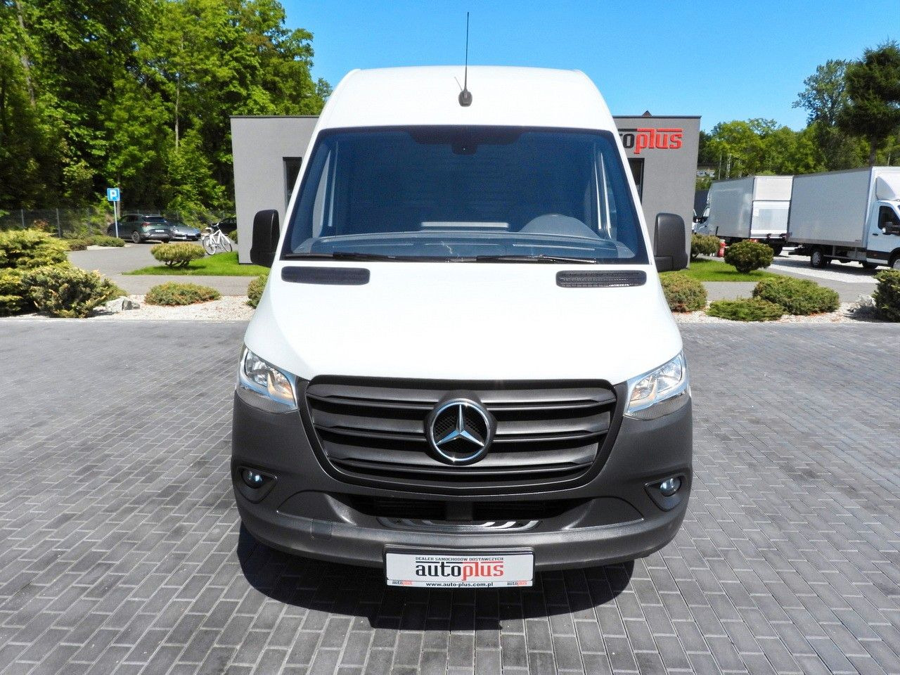Mercedes-Benz SPRINTER 316 KASTENWAGEN KLIMAANLAGE 165PS Mercedes-Benz SPRINTER 316 KASTENWAGEN KLIMAANLAGE 165PS - Kaubik: pilt 5 Mercedes-Benz SPRINTER 316 KASTENWAGEN KLIMAANLAGE 165PS Mercedes-Benz SPRINTER 316 KASTENWAGEN KLIMAANLAGE 165PS - Kaubik: pilt 5