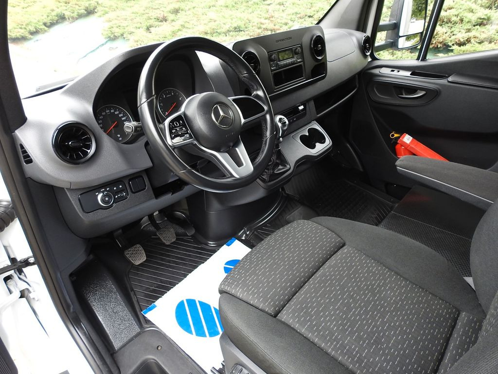 Mercedes-Benz SPRINTER 316 PRITSCHE PLANE 10 PALETTEN WEBASTO - Tent tarbesõiduk, Meeskonnaauto: pilt 2 Mercedes-Benz SPRINTER 316 PRITSCHE PLANE 10 PALETTEN WEBASTO - Tent tarbesõiduk, Meeskonnaauto: pilt 2