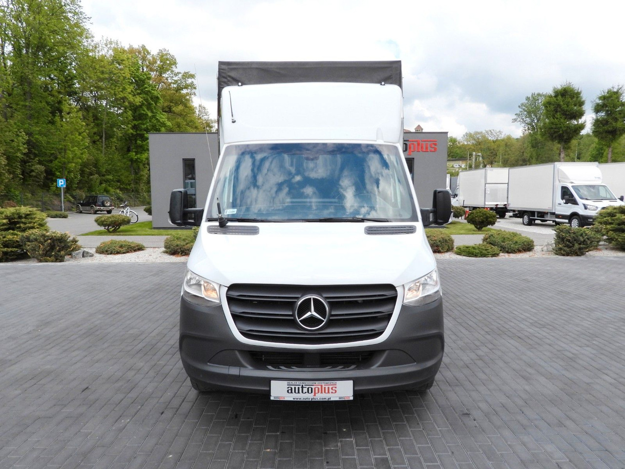 Mercedes-Benz SPRINTER 316 PRITSCHE PLANE AUFZUG 8 PALETTEN - Tent tarbesõiduk, Meeskonnaauto: pilt 5 Mercedes-Benz SPRINTER 316 PRITSCHE PLANE AUFZUG 8 PALETTEN - Tent tarbesõiduk, Meeskonnaauto: pilt 5